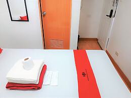 8Hostel