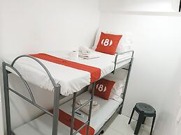 8Hostel