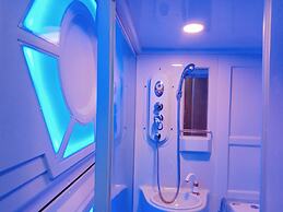 8Hostel