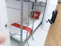8Hostel