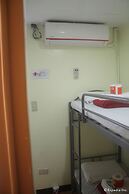 8Hostel