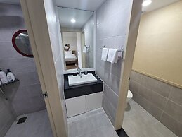 Cheonjiyeon Crystal Hotel