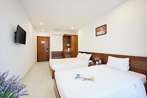 Golden Light Hotel