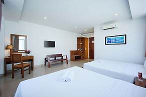 Golden Light Hotel