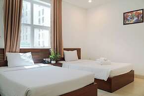 Golden Light Hotel
