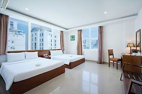 Golden Light Hotel