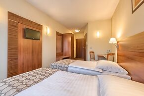 Hotel Ostaniec