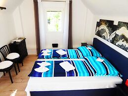 Ferienhaus BLACK & WHITE