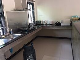 Naya Bungalow
