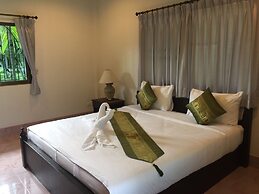 Naya Bungalow