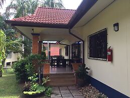Naya Bungalow