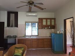Naya Bungalow