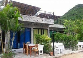 Irak Resort