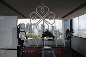 Hotel Love It CAS Consulate