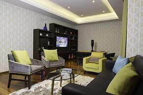 Hotel Love It CAS Consulate