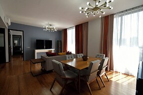 Hotel Love It CAS Consulate