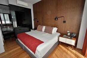 Hotel Love It CAS Consulate