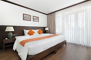 Paul Chabot Hotel