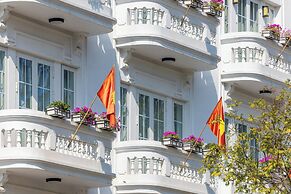Paul Chabot Hotel