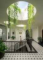 Paul Chabot Hotel