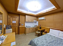 Drama Motel