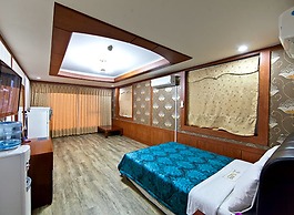 Drama Motel