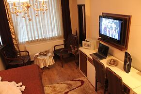 Gloria Tibi Hotel