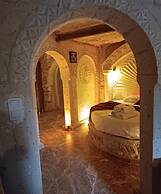 Heaven Cave House