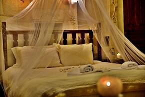 Heaven Cave House