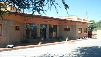 Kamore Guest Inn