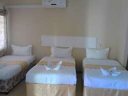 Pacific Conqueror Self Catering Units