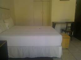 Luxury Wild Inn