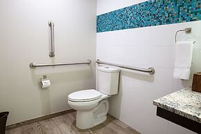 River Spirit Casino Resort