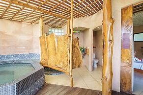 Vanira Lodge