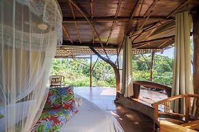 Vanira Lodge