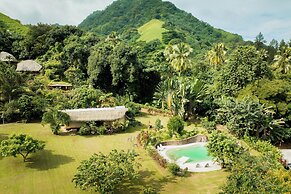 Vanira Lodge