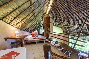 Vanira Lodge