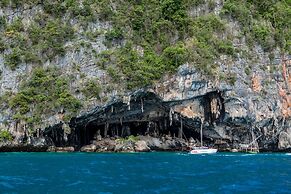 Chaokoh Phi Phi Hotel & Resort