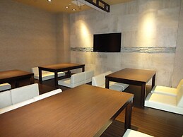 Capsule Hotel Wellbe Sakae - Caters to Men