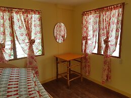 Lucci Pension House