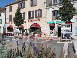 Hotel le Chapeau Rouge