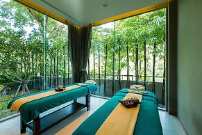 AtEase Phuket Patong