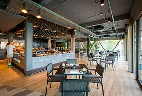 AtEase Phuket Patong