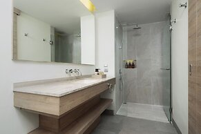AtEase Phuket Patong