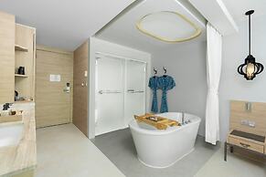 AtEase Phuket Patong