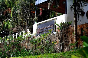 Tropical Hill Kep