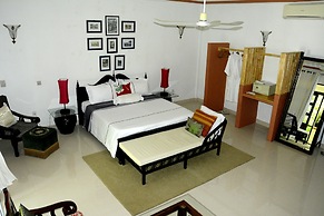 Tropical Hill Kep