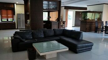 Viewpoint Villa