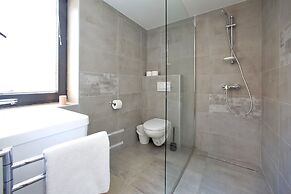 Guverna New City Accommodation