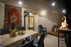 View Cave Hotel